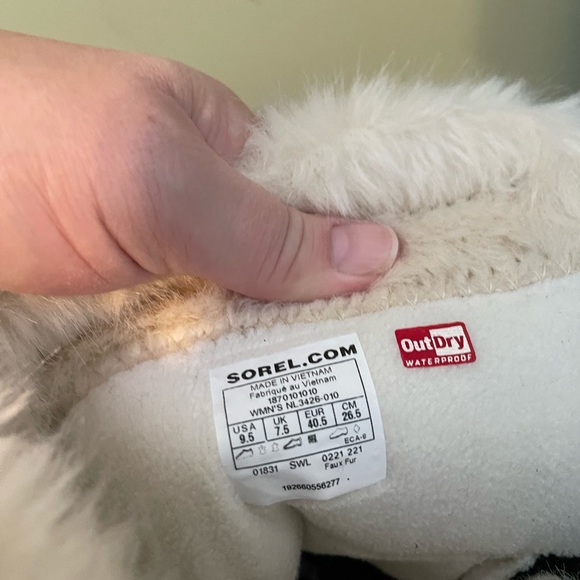 BNWT Sorel Boots - Picture 2 of 3